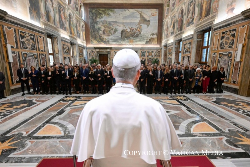 Ines San Martin tweet media