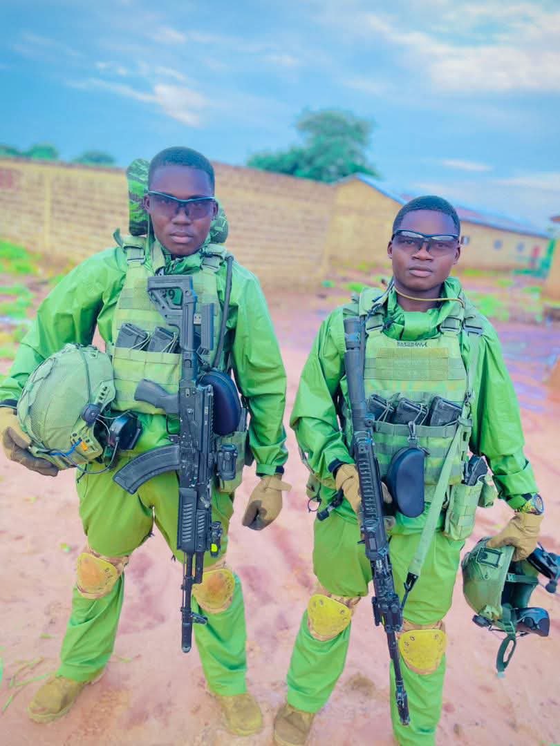 BergsonBtk600's tweet photo. 🔥#RDC|#FARDC| A l’heure actuelle,il est difficile de distinguer les militaires de la #Force_Speciale_Fardc et ceux des #USA 🇺🇸 (Delta Force). 

Ils détiennent les mêmes équipements de dernière génération. 

Nous bâtirons armée plus puissante et dissuasive qu’avant. 
@congotask https://t.co/tB5JBGatty