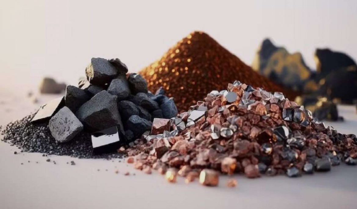 madrinan_luis's tweet photo. Si se quisiera llevar el 60% de la demanda mundial de energía a fuentes sostenibles, se requeriría aumentar la minería en proporciones enormes:
Litio: +500–1,000%
Cobre: +200–400%
Cobalto: +300–500%
Níquel: +300–600%
Tierras raras: +400–700%
Grafito: +500–1,000%
(Números aproximados según informes IEA, World Bank y USGS 2023–2025).