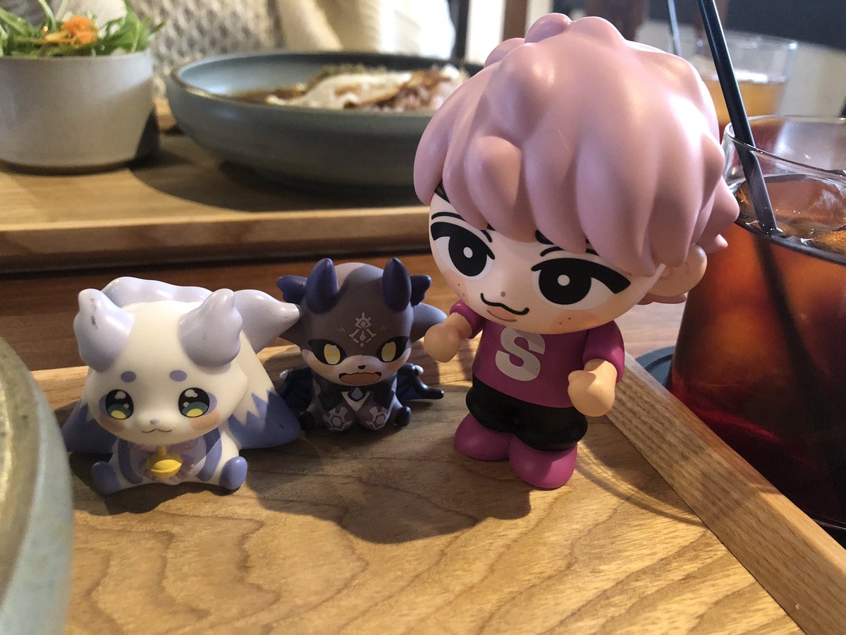 な!🐇 tweet media