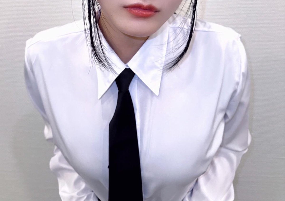 みづ tweet media