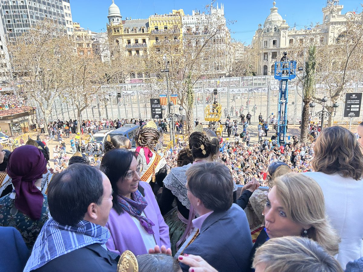 Corts Valencianes tweet media