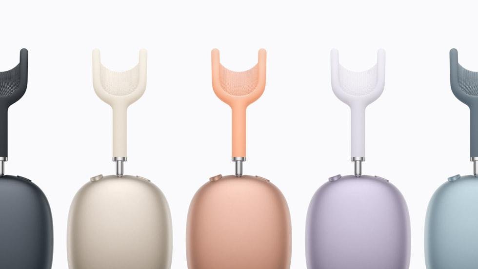 khajochi's tweet photo. BREAKING !! Apple ประกาศเปิดตัว AirPods Max 2 มาพร้อมชิป���หม่ H2 ปรับลดเสียงรบกวนได้ดีขึ้น, รองรับฟีเจอร์ใหม่เพียบ ราคา 18,990 บาท

.

มาแบบไม่ทันตั้งตัวกับ AirPods Max 2 หูฟังรุ่นท็อปของแอปเปิล ที่ออกมาอัปเดตฟีเจอร์ใหม่หลายอย่าง โดยมีจุดน่าสนใจดังนี้

- ดีไซน์ใหม่ต่างจากเดิมมาก แต่มีสีใหม่คือ สีมิดไนท์ สีสตาร์ไลท์ สีส้ม สีม่วง และสีฟ้า
- ชิปใหม่ H2 ตัดเสียงรบกวนได้ดีขึ้น
- รองรับ Adaptive Audio ปรับระดับเสียงรอบตัวตามสภาพแวดล้อม
- Conversation Awareness ลดเสียงอัตโนมัติเมื่อมีคนมาคุยด้วย
- Live Translation แปลภาษาสดๆ ในหูฟังได้ โดยใช้ Apple 
- Voice Isolation ปรับเสียงเวลาพูดคุยโทรศัพท์ได้ชัดเจนมากขึ้น

AirPods Max 2 รองรับ high dynamic range ให้เสียงที่ชัดเจนมากขึ้น และใช้ Spatial Audio ได้ดีกว่าเดิม

หูฟังใช้พอร์ท USB-C รองรับการใช้งาน 20 ชั่วโมง 

ราคาไทย 18,990 บาท ยังไม่มีกำหนดวันวางขาย แต่คาดว่าจะมาเร็วๆ นี้

#MacThai