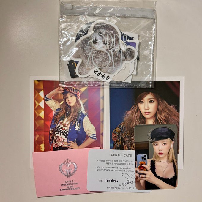 WTS 소녀시대 태연 양도

set แทยอน 1000 รวมส่ง 

• สตก คอนเสิร์ต The odd of love
• โพลาลอยด์ igab 2 ใบ
• การ์ดสร้อย 15 ปี 

#ตลาดนัดโซชิ #ตลาดนัดโซวอน