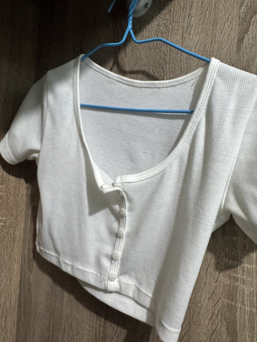 เอฟเสื้อทักไลน์เท่านั้น tweet media