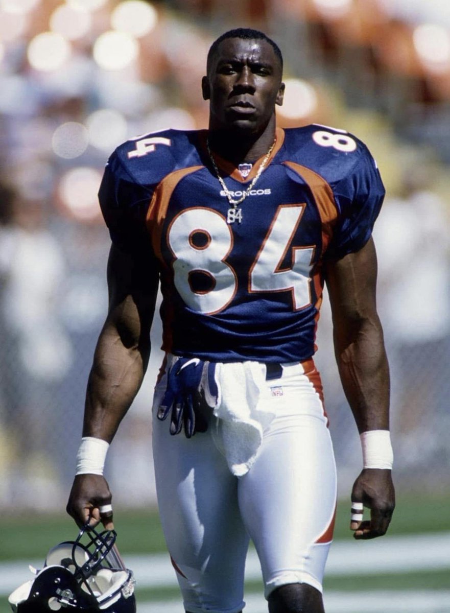 Football’s Greatest Moments tweet media