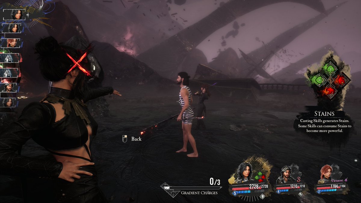 ℒ𝒖𝒏𝒆 𝒑𝒓𝒆̀𝒔 𝒅𝒆 𝒍𝒖𝒊. tweet media