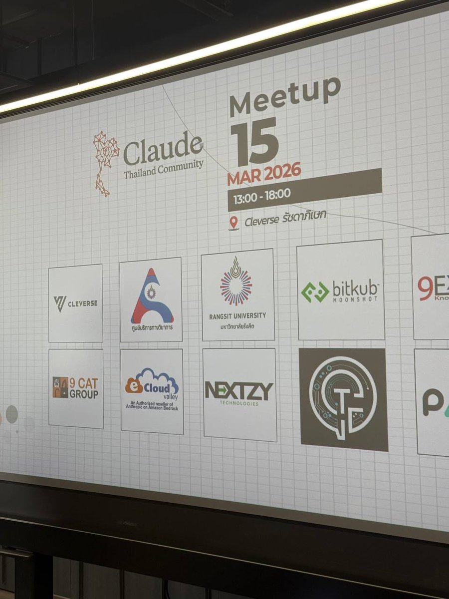 9 CAT GROUP tweet media