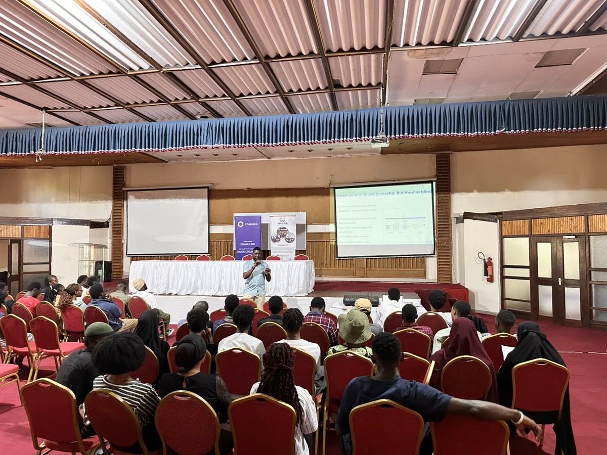 Chainlink EA Hub tweet media