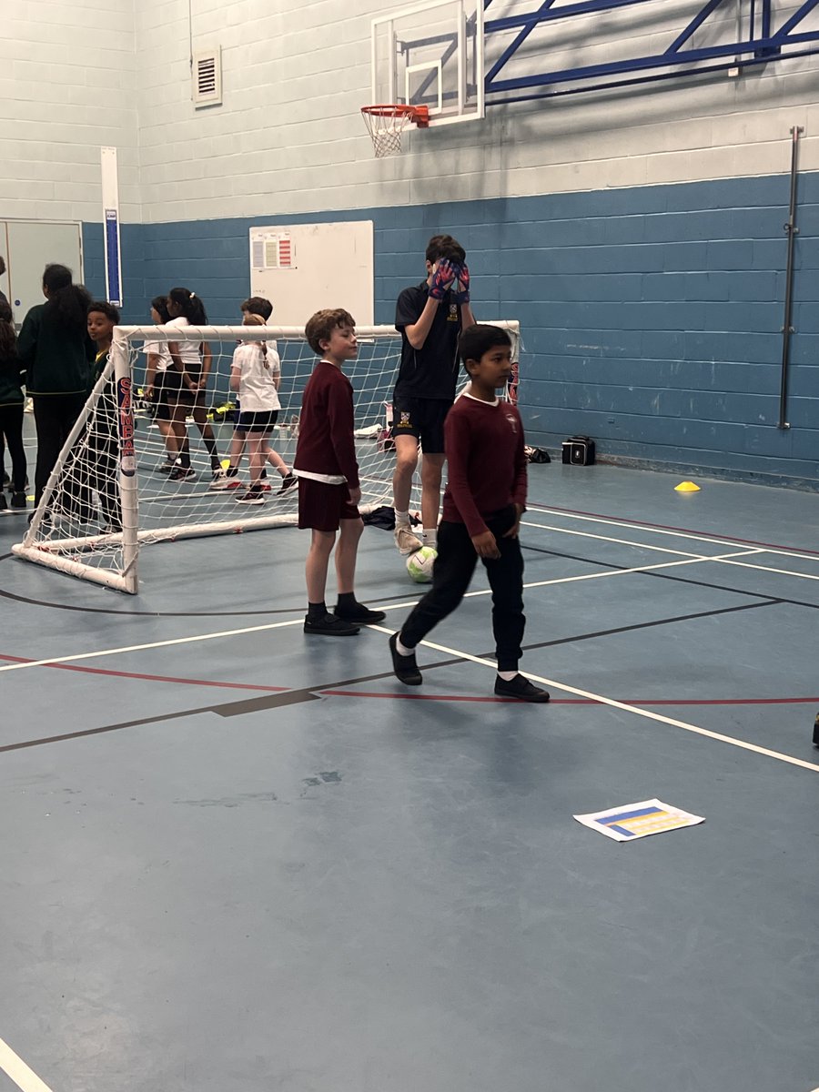 St Dunstan’s Primary 🧡 tweet media