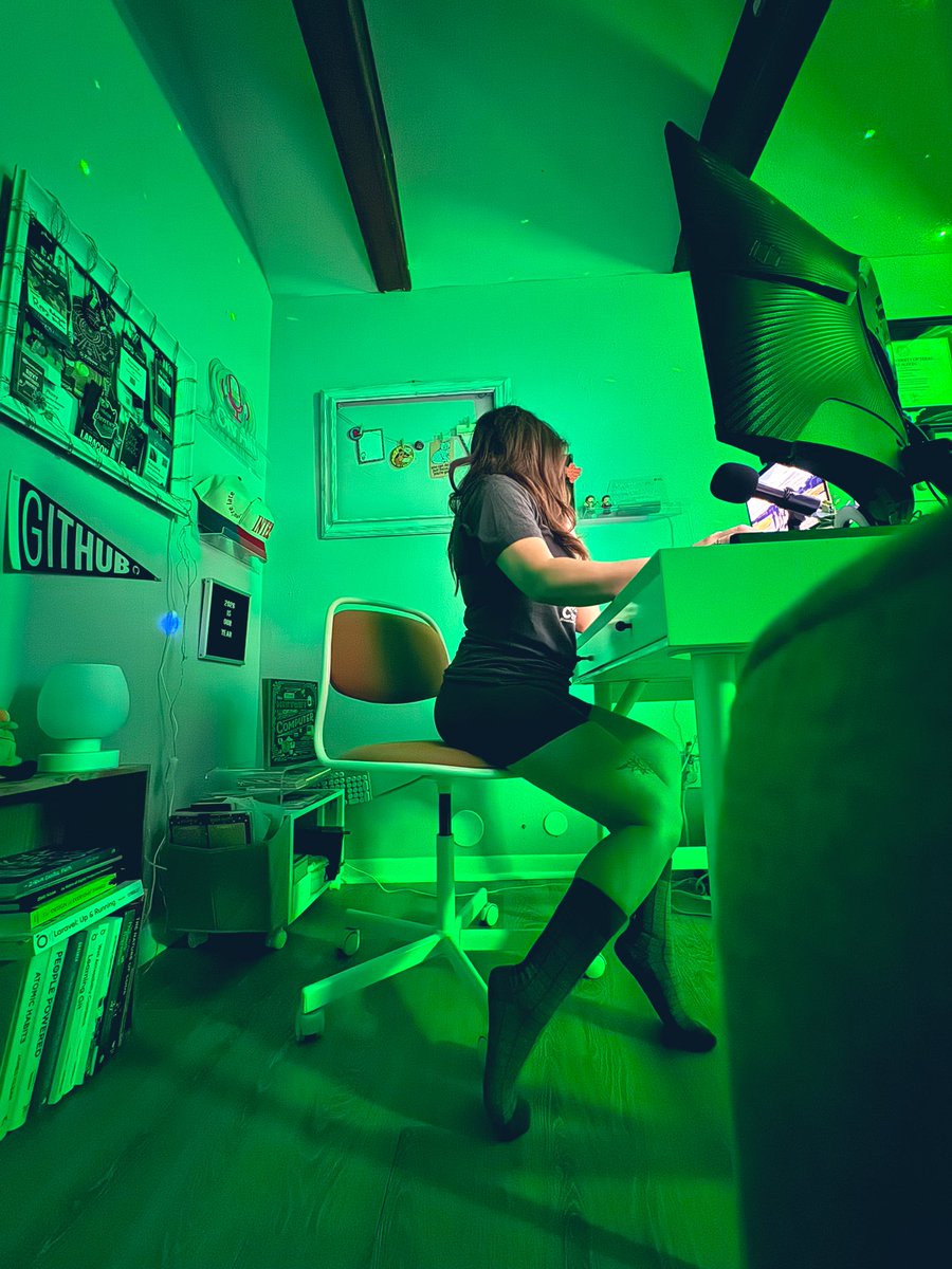 Roxy Rodbeck tweet media