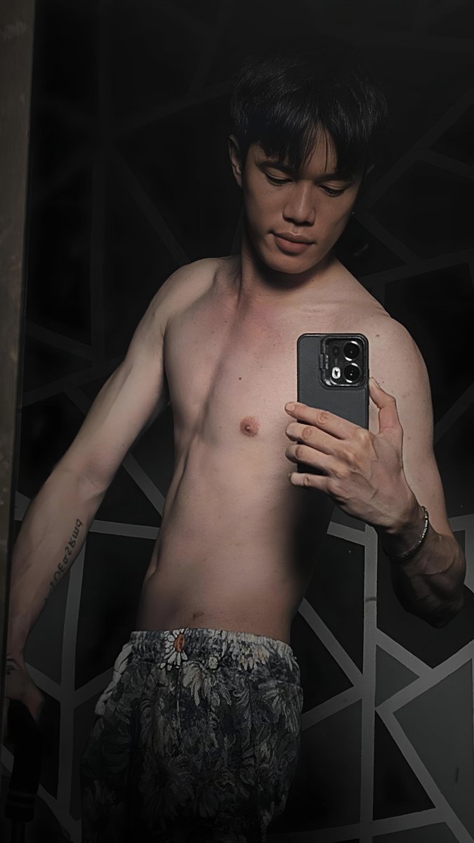 เจ้าคุณ. tweet media