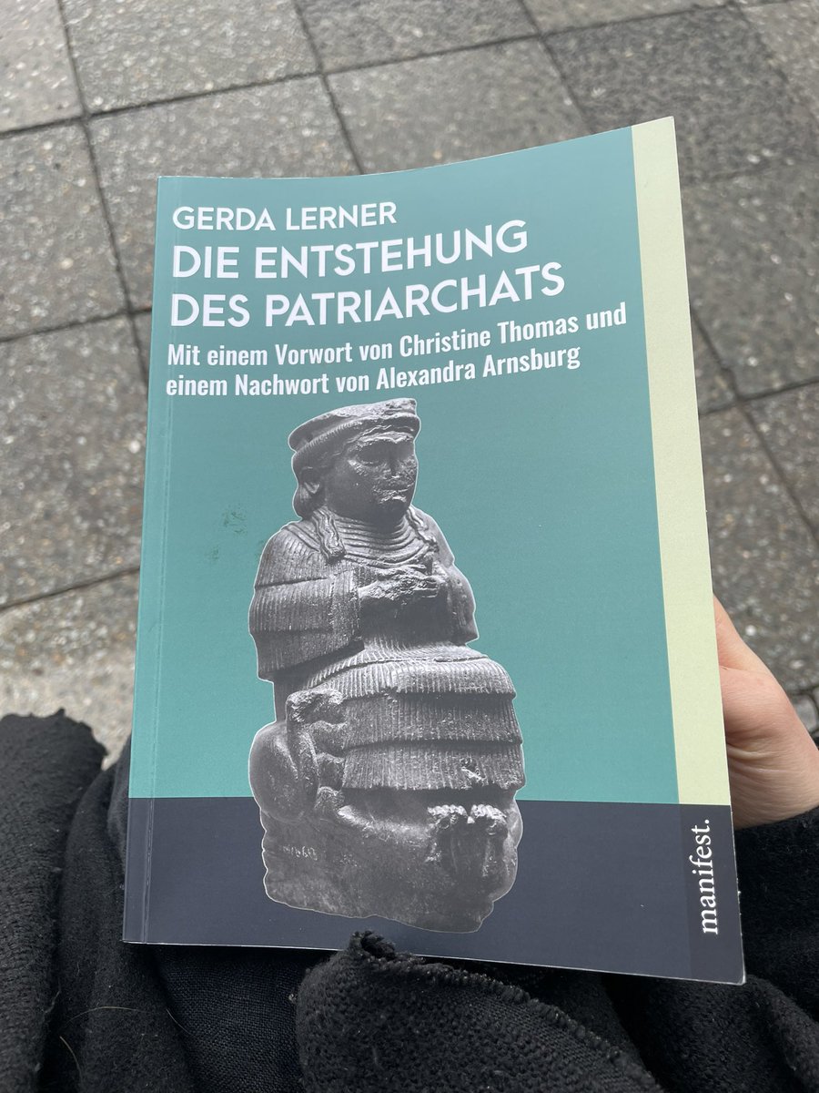 powerfrau tweet media