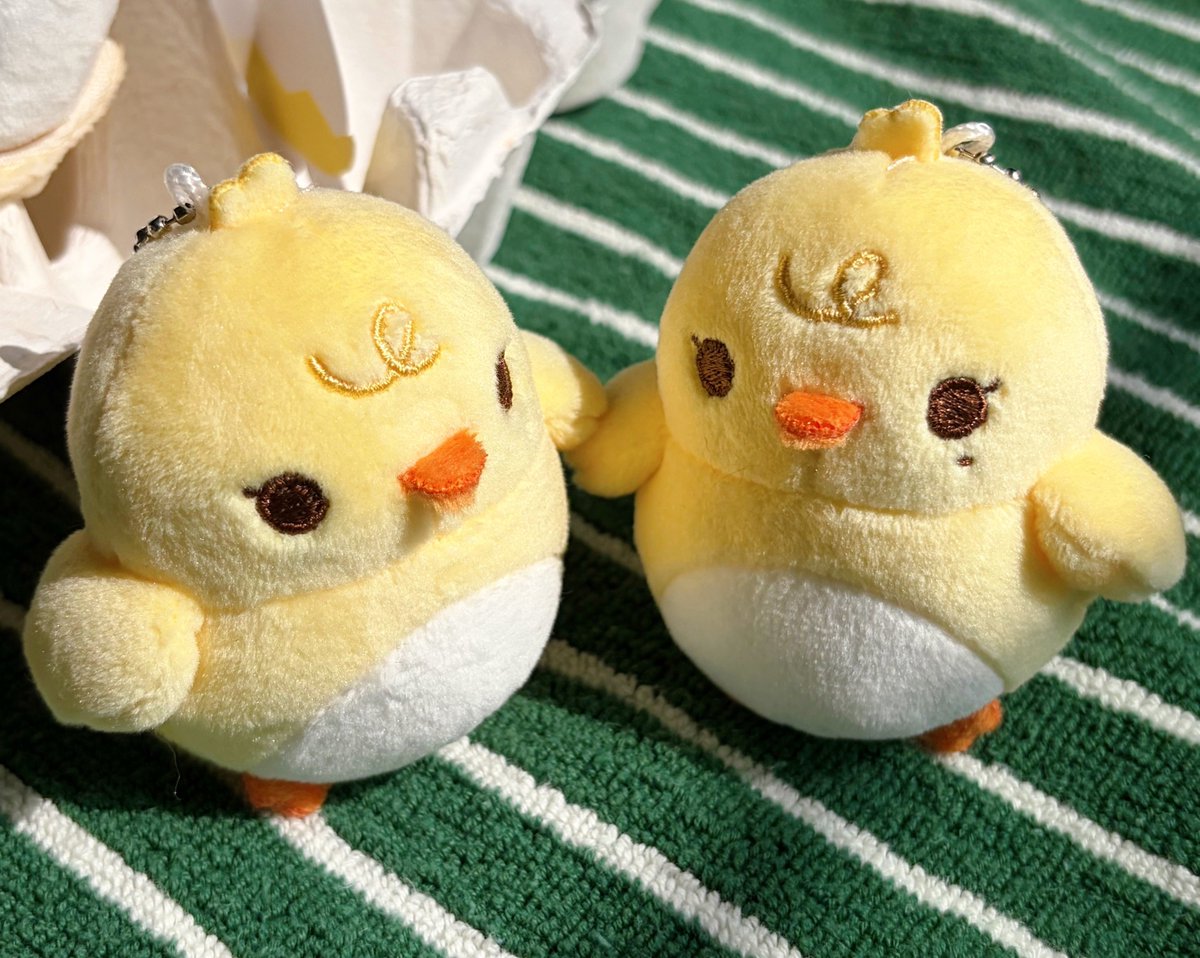 flying petals tweet media