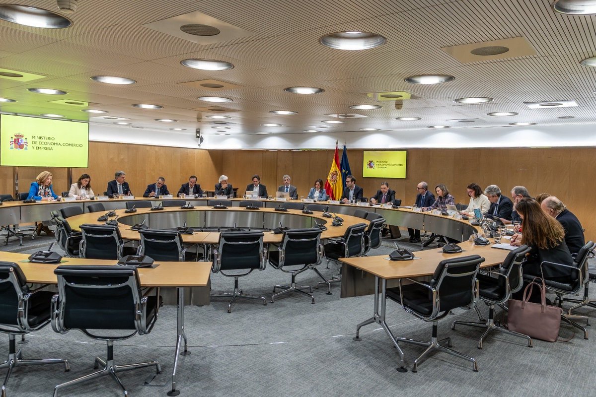 Carlos Cuerpo tweet media