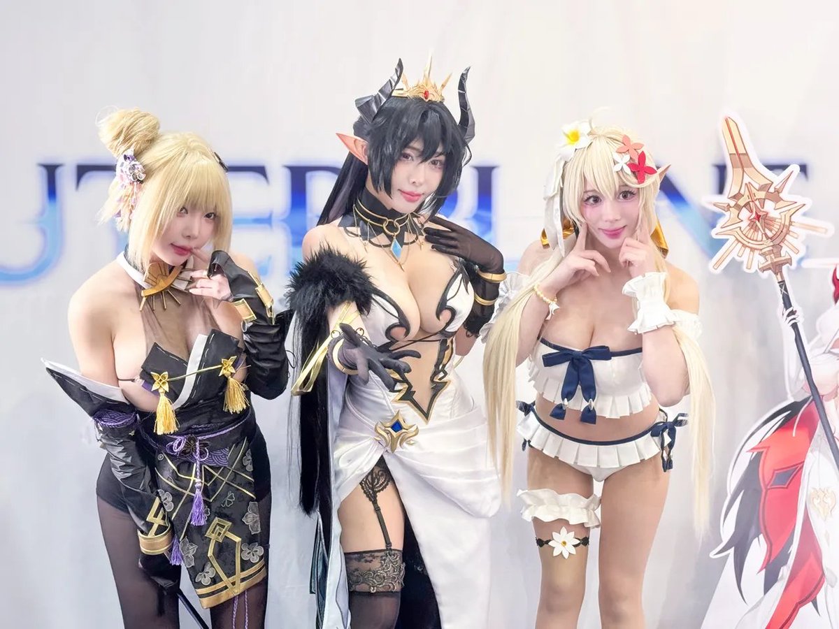 Official_Outerplane_Pub tweet media