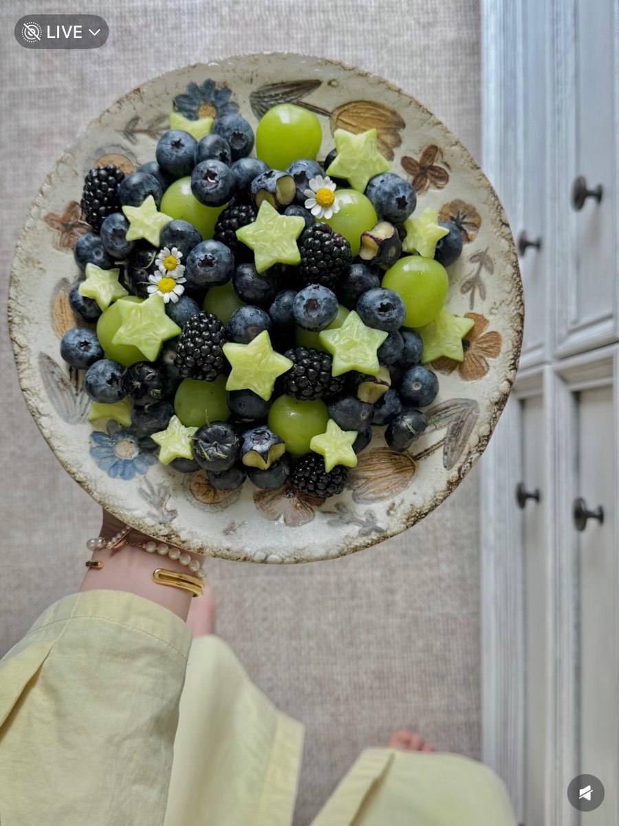 Fae°❀⋆. tweet media