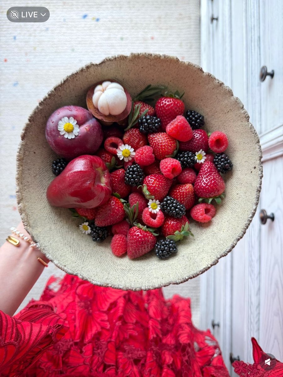 Fae°❀⋆. tweet media