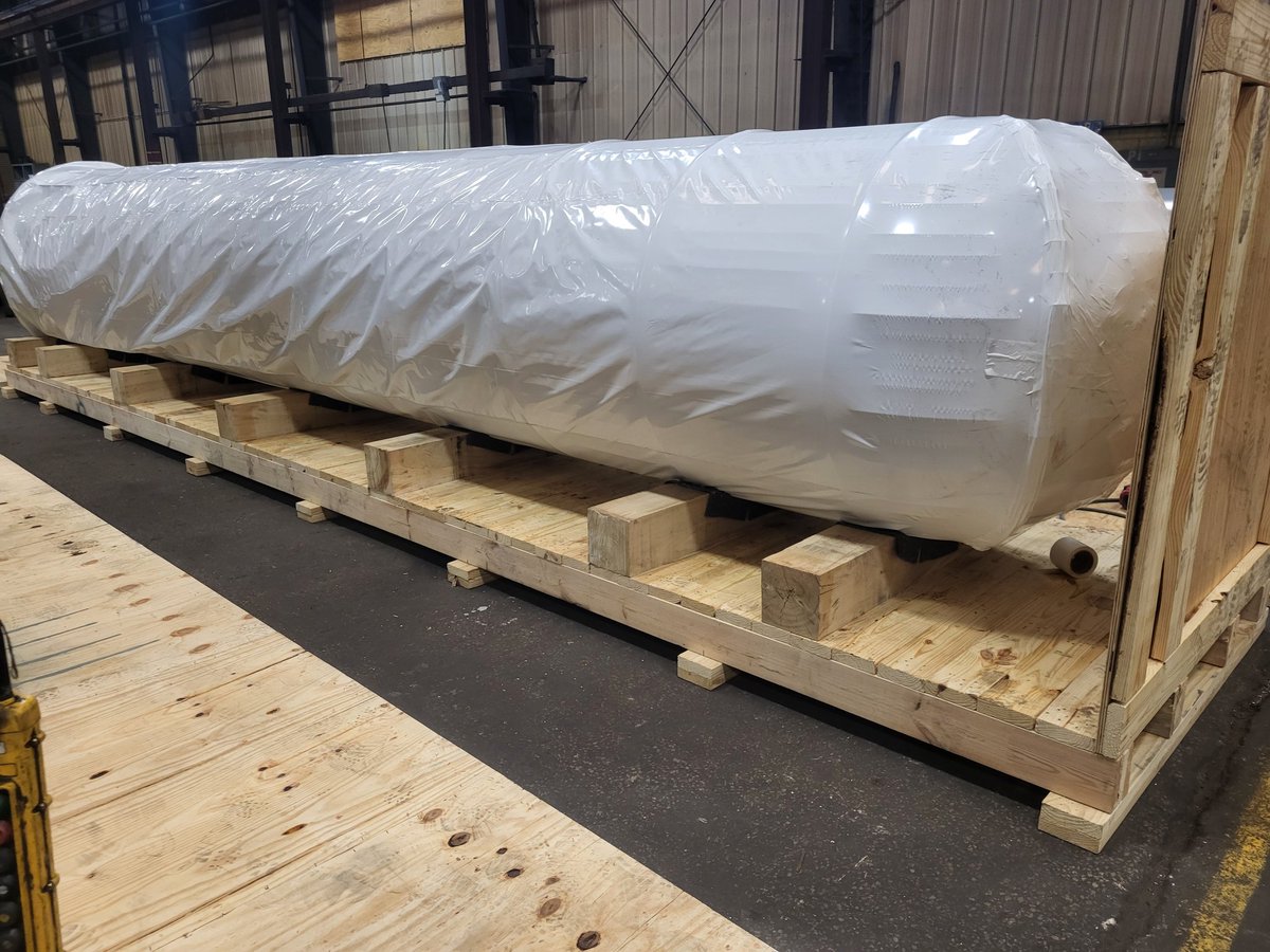 stone_cold_wuff's tweet photo. To the customer who ordered the 1000XL Magnum dong, your order has been packaged and will arrive Thursday!!!! https://t.co/DIf9IobcTI