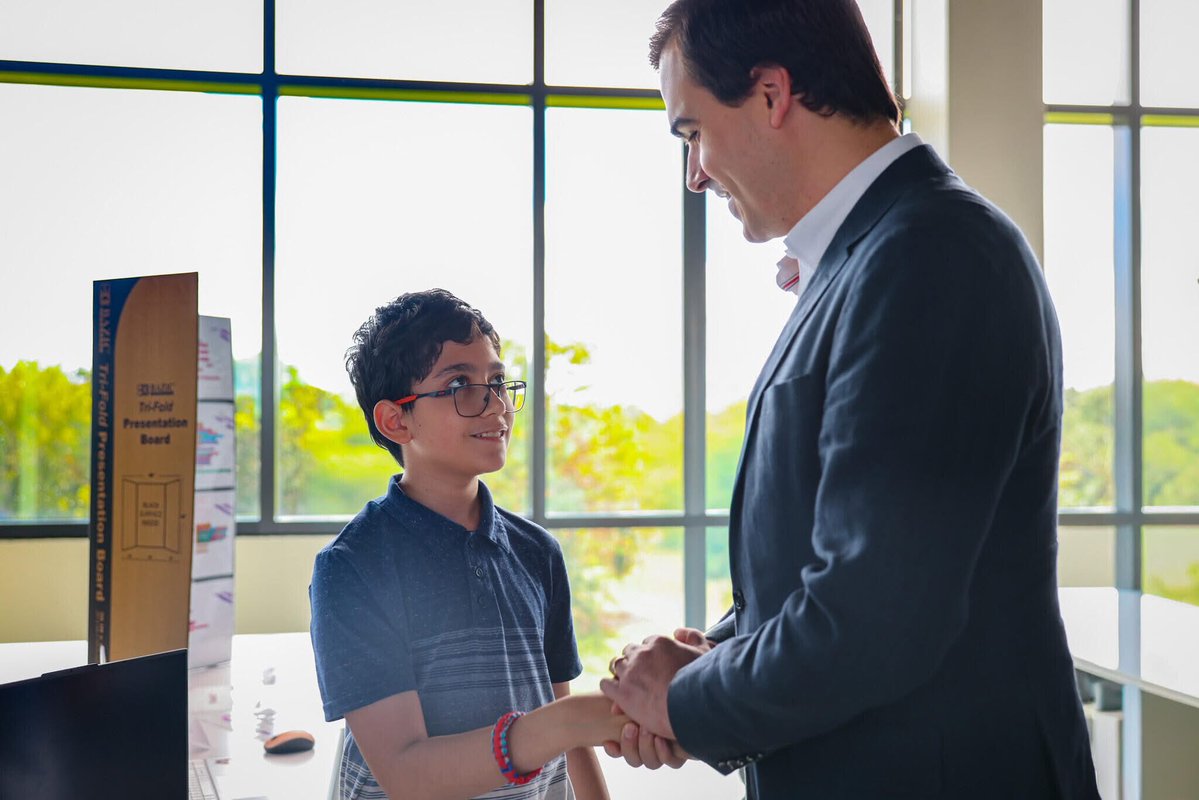 Rep. Pablo José Hernández tweet media