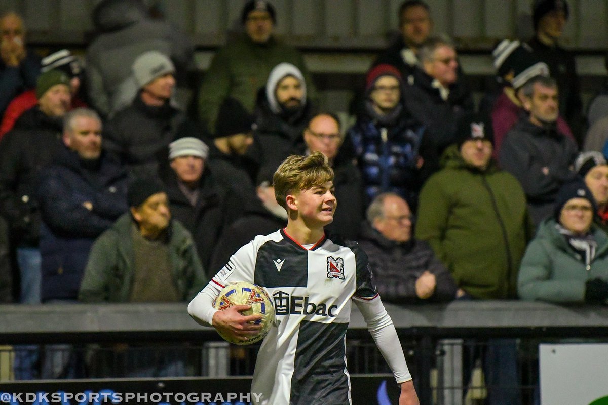 Official_Darlo's tweet photo. Jonah Lowes Loan Extended

Carlisle United have agreed to extend Jonah Lowes’ loan until the end of the season.

The 18-year-old midfielder has impressed in his three appearances so far and will also be available for the play-offs should we reach them.

We thank Carlisle United for their assistance with the extension. 🤝