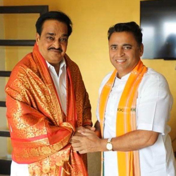 Sunil_Deodhar's tweet photo. कुशल संगठक, जनप्रिय नेता और माननीय केंद्रीय जलशक्ति मंत्री श्री @CRPaatil जी को जन्मदिन की हार्दिक बधाई।

ईश्वर से आपके उत्तम स्वास्थ्य, सुदीर्घ और यशस्वी जीवन की मंगल कामना करता हूँ। https://t.co/9VPmf9eBZa
