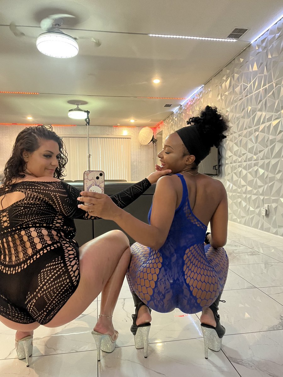 BLU WAVY🌊 EXXXOTICA CHICAGO✈️ tweet media