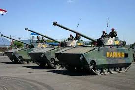 HaiiJippo's tweet photo. @RWWReborn Kenapa Btr-50 dan Pt-76 masih di pake  sampe sekarang... semua Gara Gara AMX-10 .. pembelian yang di Paksa kan ...  di jaman Orba , Korps Marinir udah bilang kalau Ranpur ini mudah terguling saat berenang di air  alias gak stabil, gak cocok buat oprasi ampibi https://t.co/GiGiMkQR6E