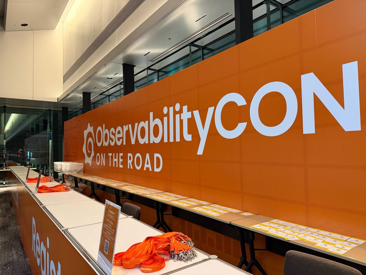 grafanaJP's tweet photo. 🎉 明日はTODA HALLに集合！

本日設営やリハーサルを実施し、無事準備整いました。

ObservabilityCON on the Road Tokyo
いよいよ明日開幕！

Grafana Labs共同創業者のアンソニー・ウッズ、 OpenTelemetry共同創設者のテッド・ヤング、 そして日本のエンジニアたちが、同じ空間に集まります。

オブザーバビリティの元に、エンジニアのみなさんに有意義な1日をお届けできるよう、オンラインでは得られない「熱量」を提供できるよういたします。

明日、東京・京橋で会いましょう！

#GrafanaJP #Grafana #ObservabilityCON