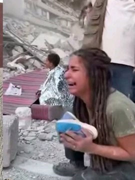 poiPOIk7's tweet image. Δόξα τω Θεώ που τους βλέπουμε να κλαίνε
#Israelis #israel