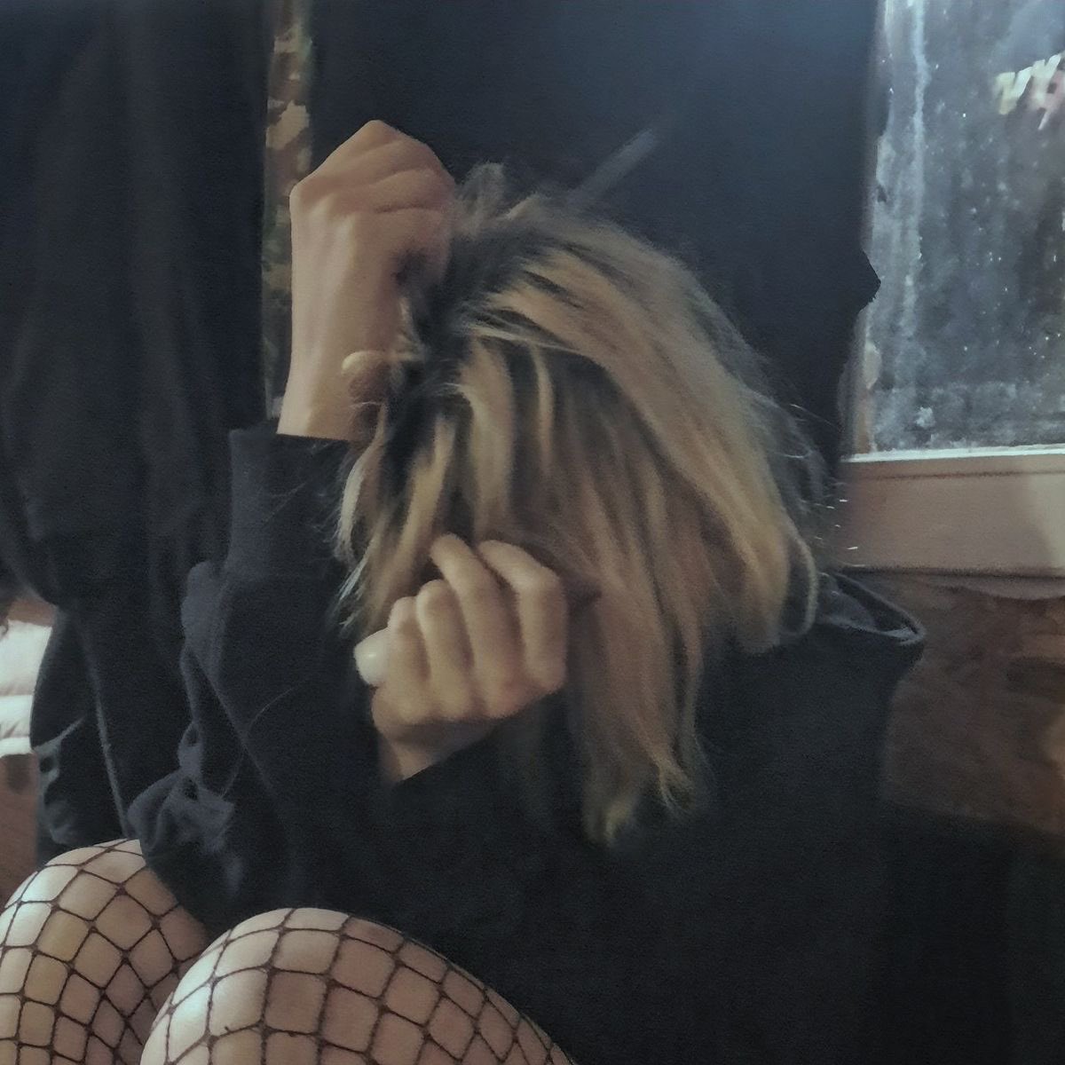 wondertwinning's tweet photo. 🔌🦄 uniboy — a henderhop smau where jane stayed with kali instead of returning to the party
!! reply 4 tag !! now read pretty plz👀 ↓ https://t.co/yAxErjCrTG