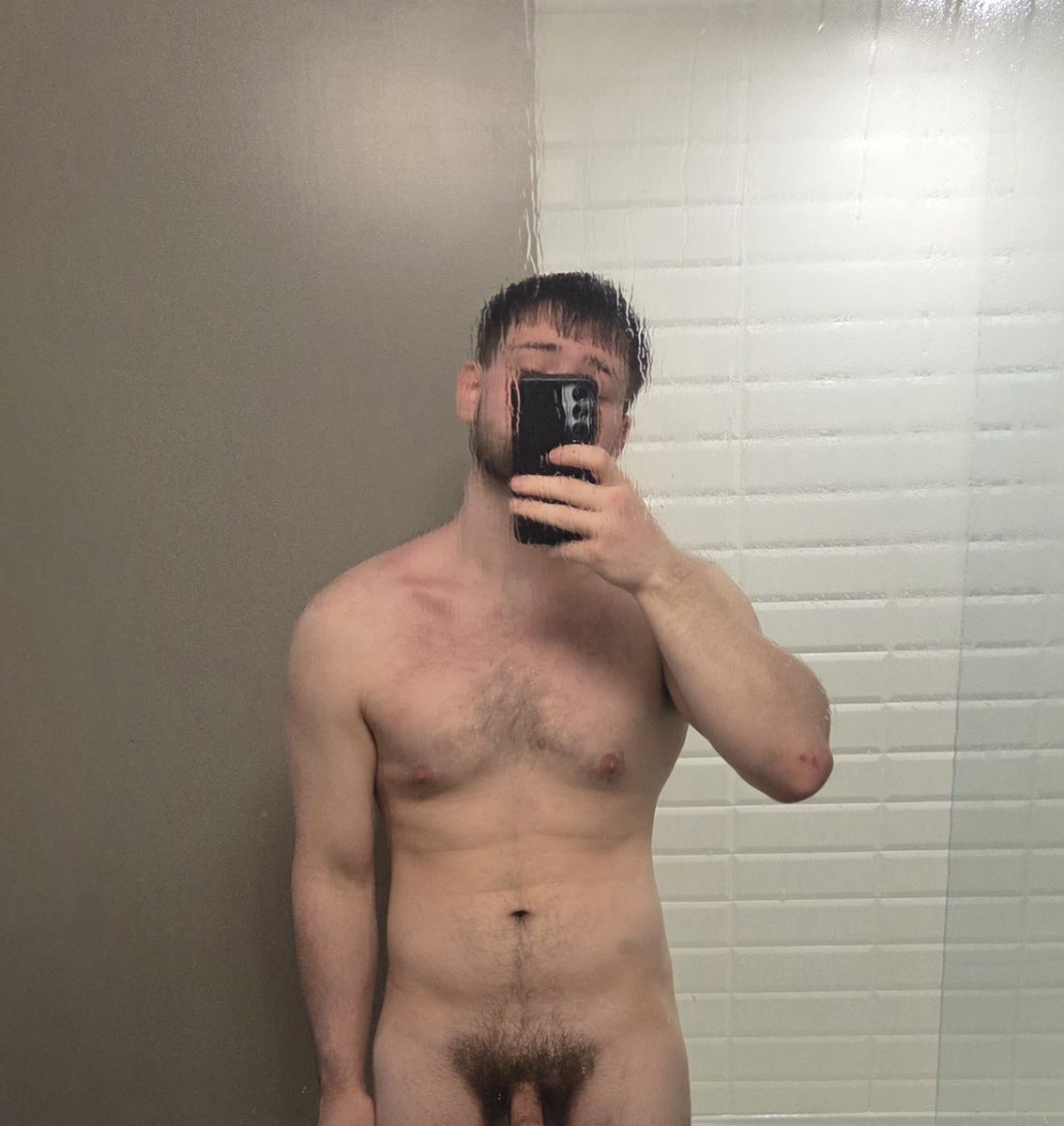 Handstand tweet media