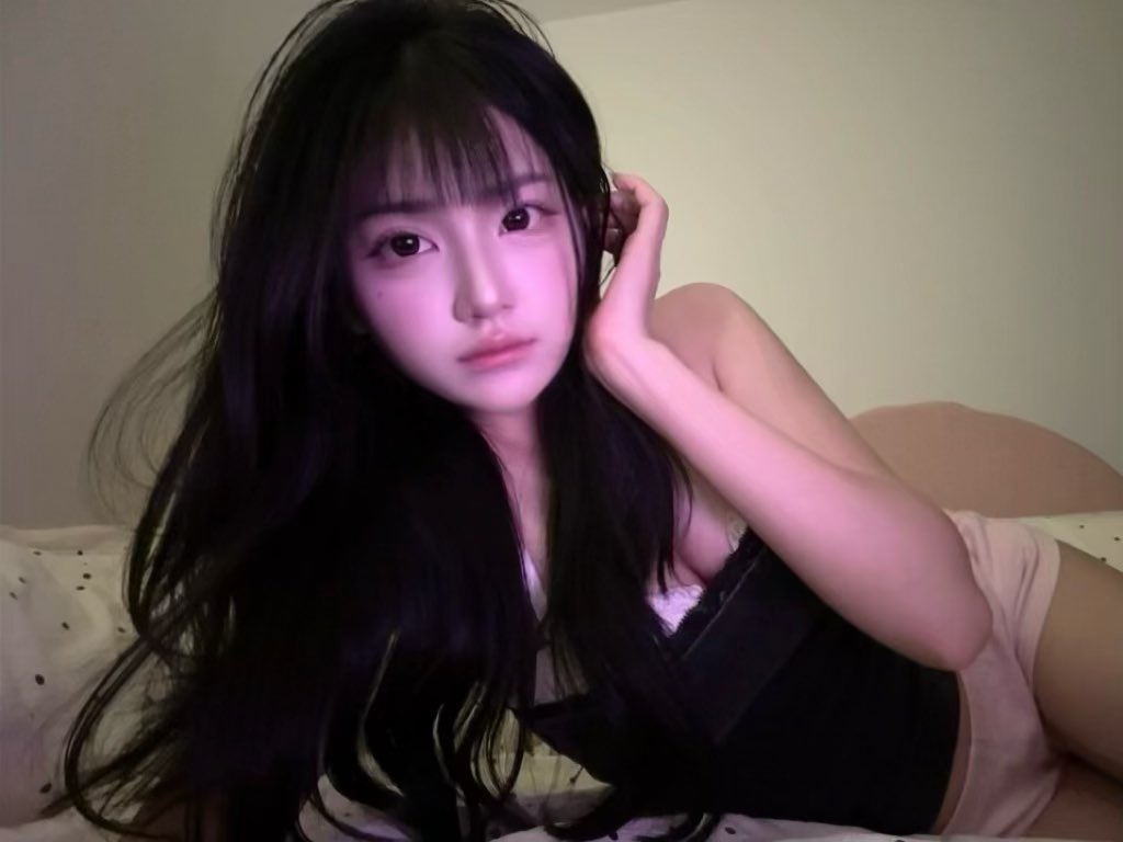 ทิวา ྀི tweet media