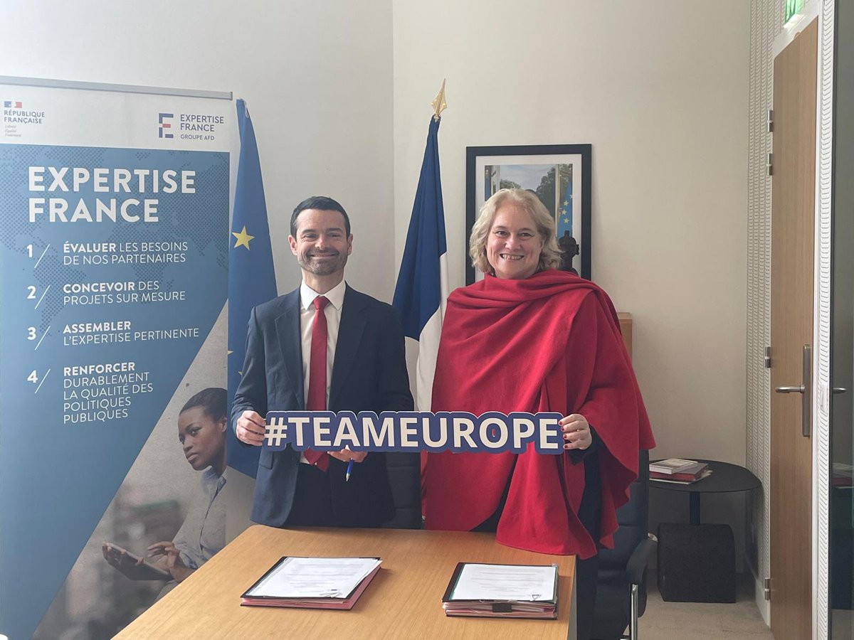 expertisefrance's tweet photo. 📆🤝 Ce matin, @PelletJeremie, directeur général d’Expertise France, a reçu Hélène Roos, Ambassadrice de @EUDelegationHt. ⤵ https://t.co/NHAIqFMR5h