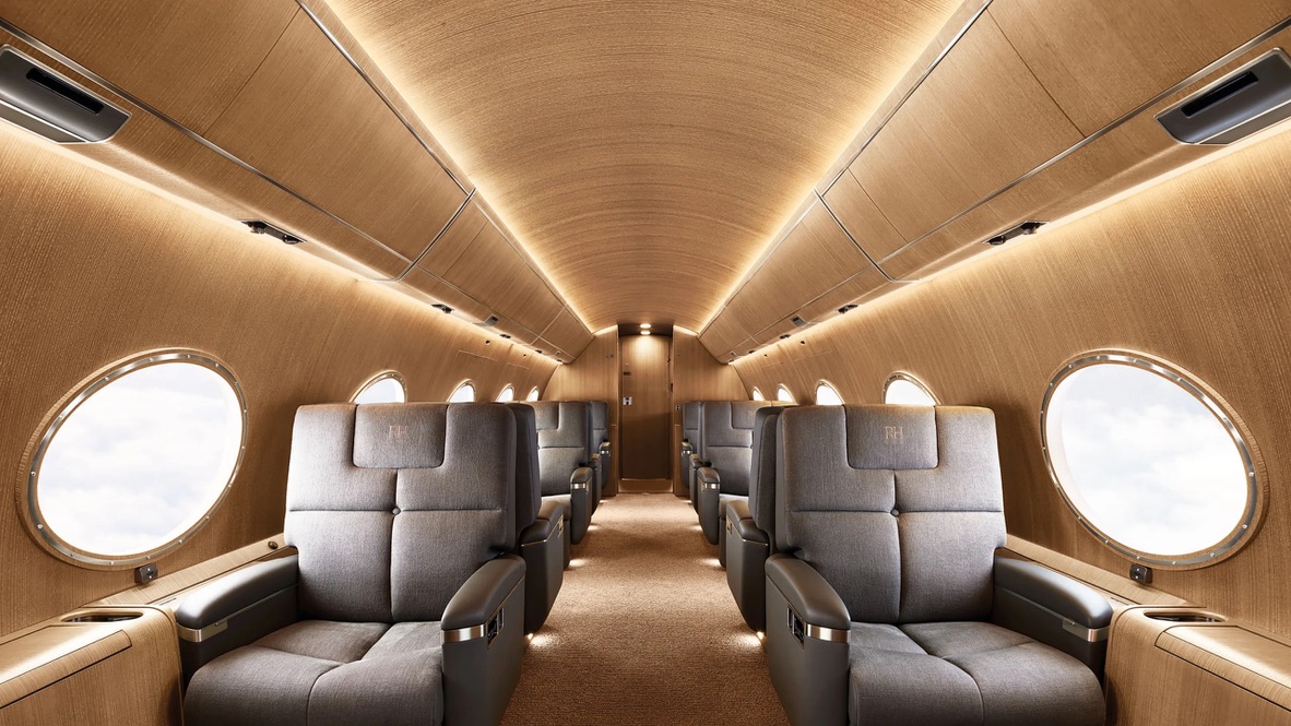 flight882's tweet photo. Your own space and your own group. You have just left conventional business class behind. https://t.co/hV4tpdBm1k
