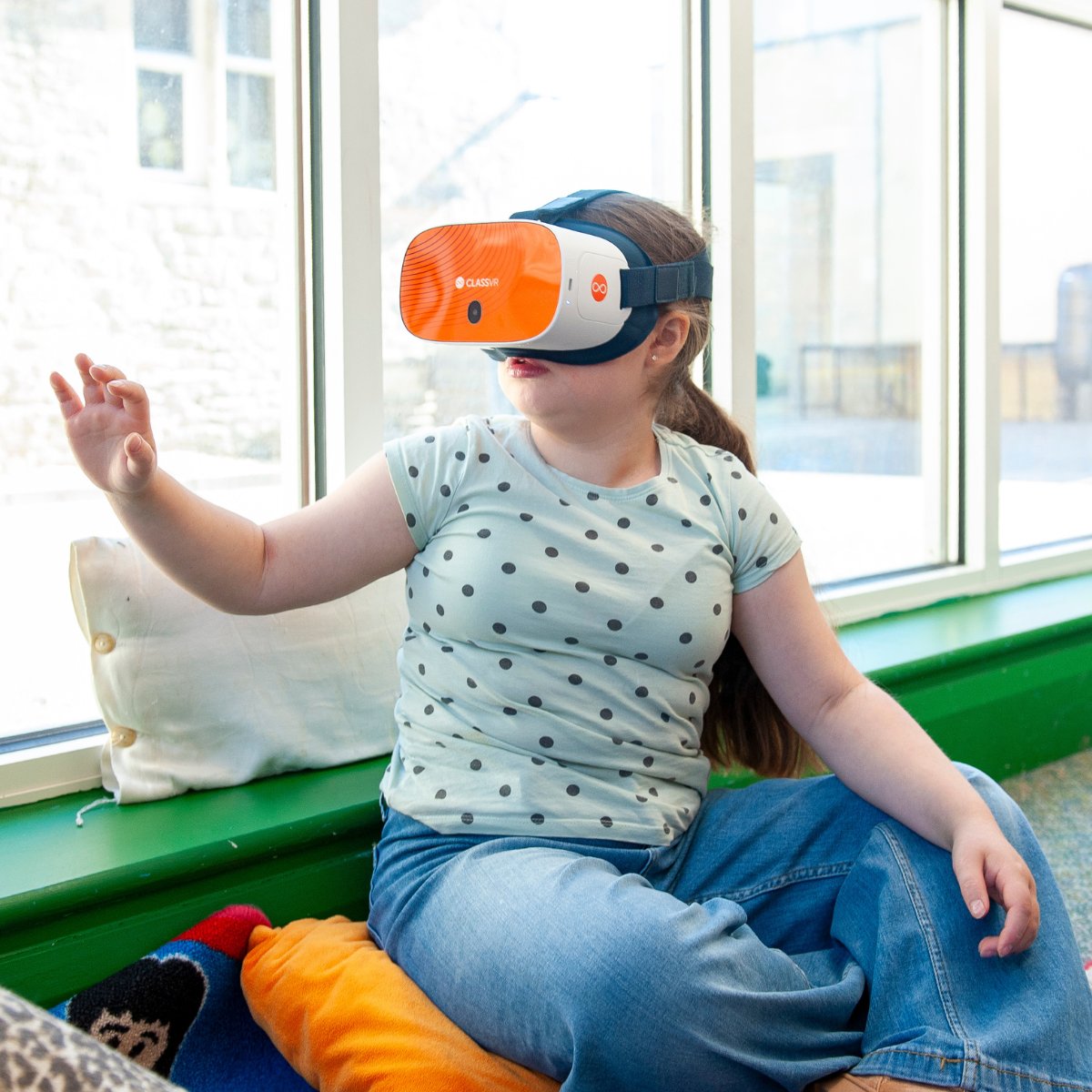 ClassVR from Avantis tweet media