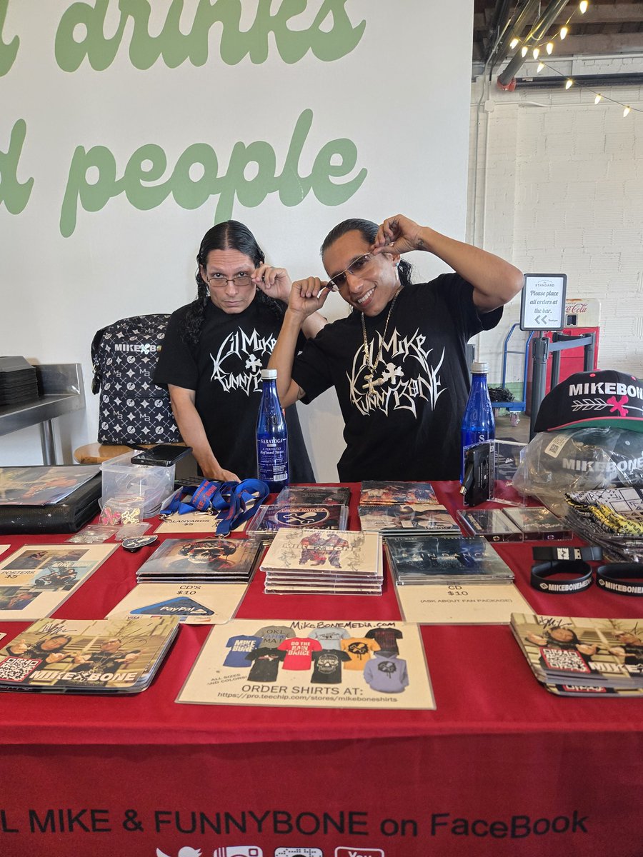 𝕃𝕚𝕃 𝕄𝕚𝕜𝕖 & 𝔽𝕦𝕟𝕟𝕪 𝔹𝕠𝕟𝕖 tweet media