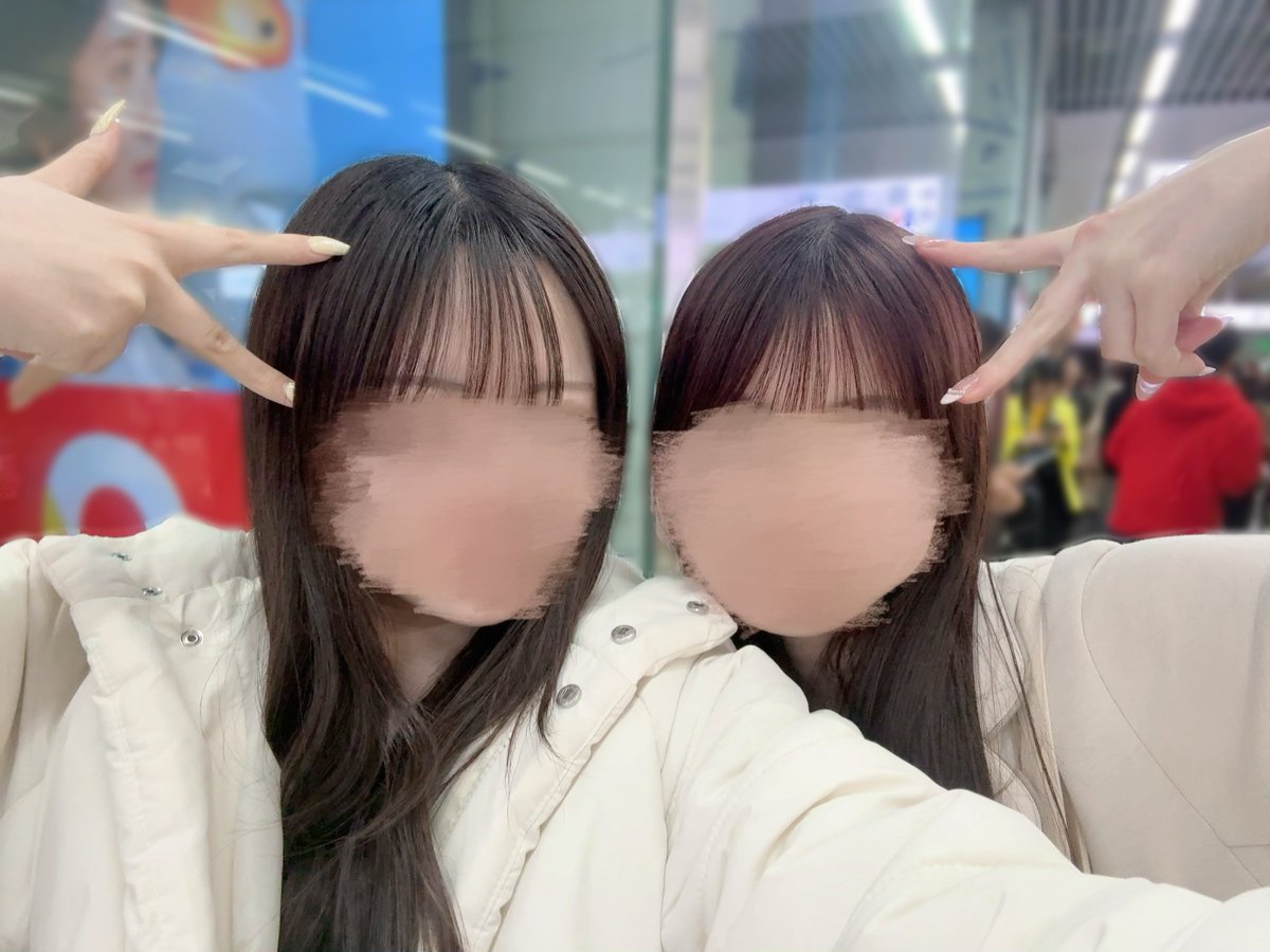 ナ tweet media