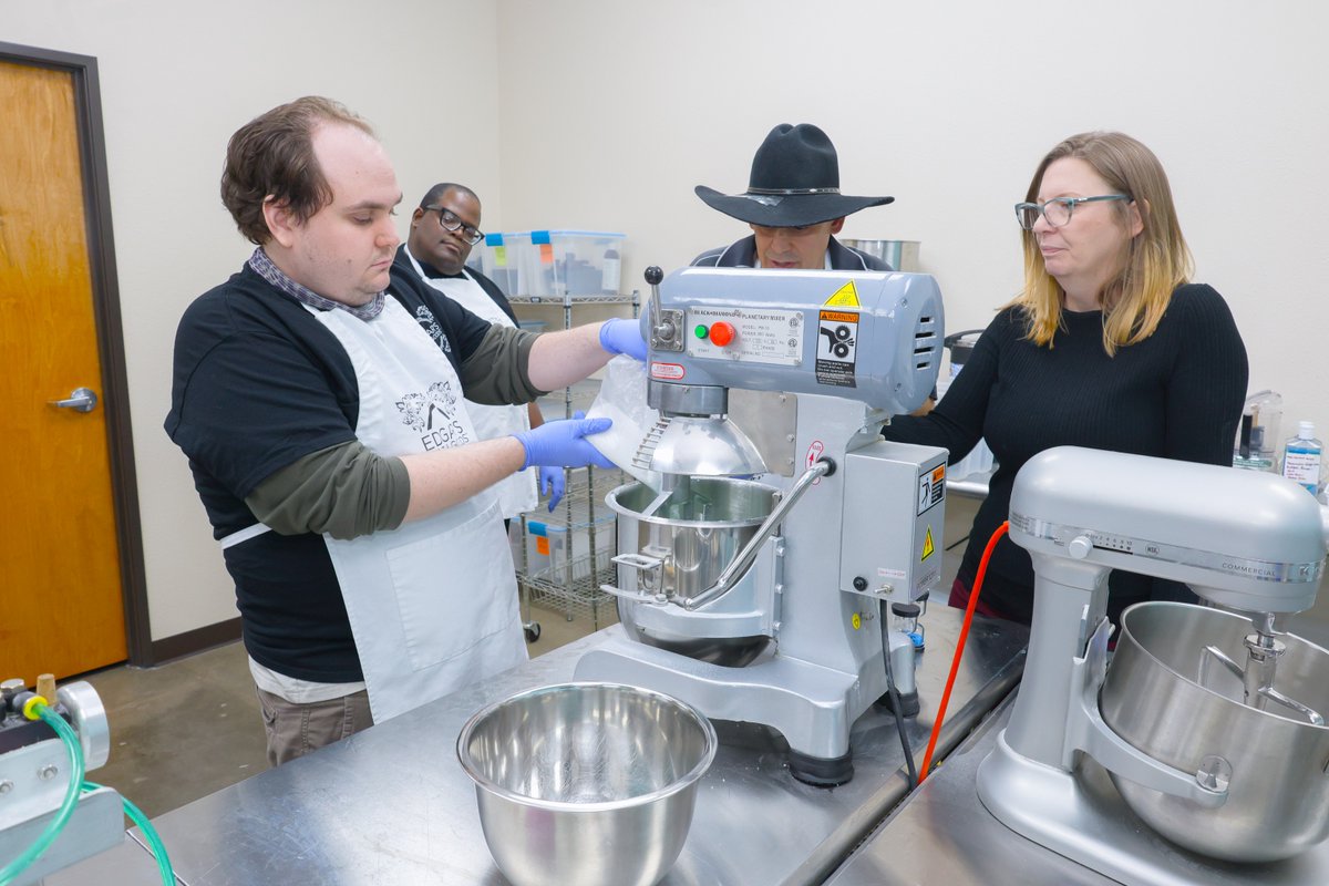 Edgar's Bath Goods tweet media