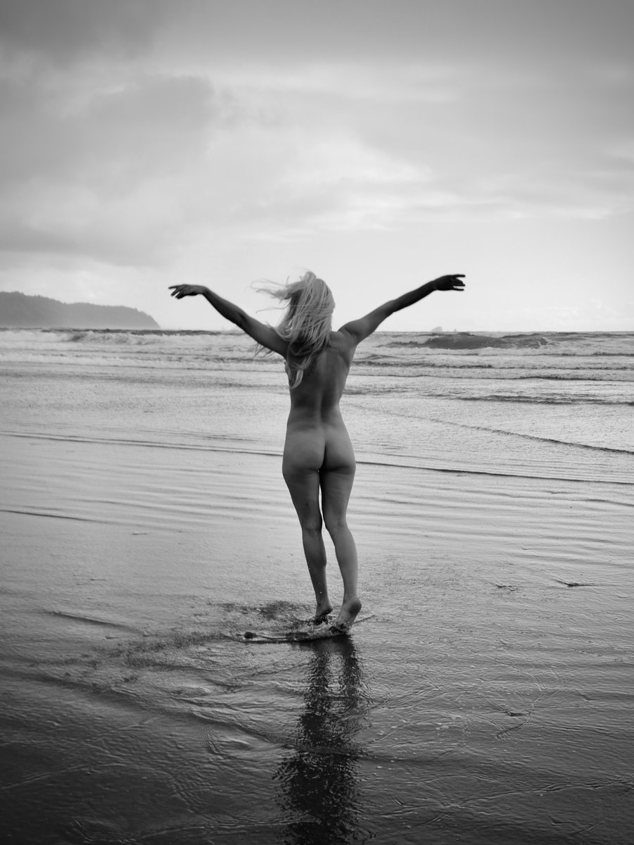 Luminous Dark ⚡ tweet media