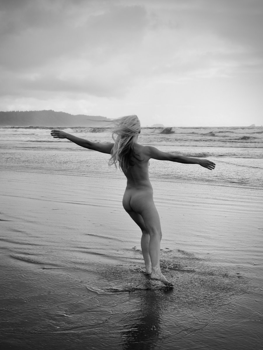 Luminous Dark ⚡ tweet media