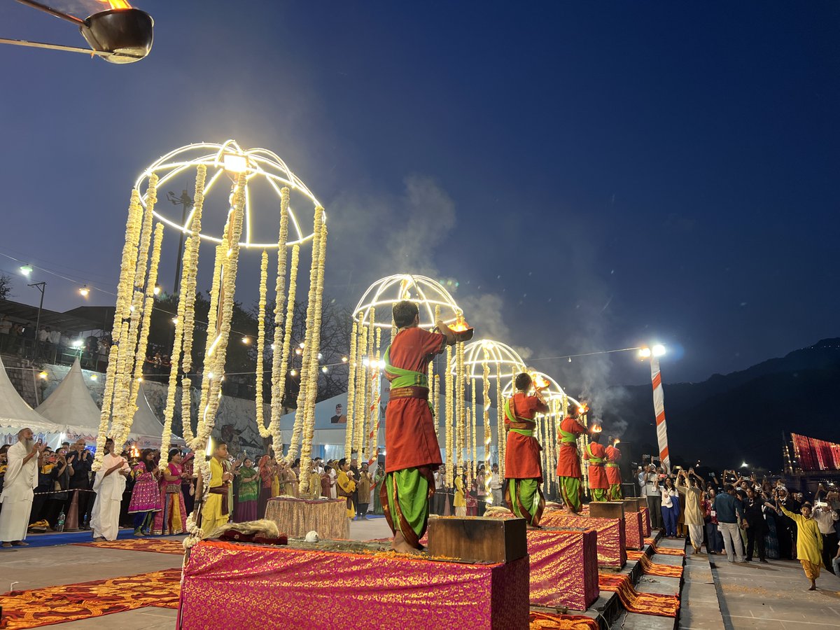 Rishikeshdham's tweet photo. Memory of 15.03.2026 Daily #GangaAarti at Shree Swaminarayan Ghat with Mediation. Since 2002 | Managed by Rishikesh Dham  👤Co-founder: Shree Sunil Bhagat  📷#SpiritualIndia #SunilBhagat #RishikeshDham #ganges https://t.co/O2XUUwqhKd