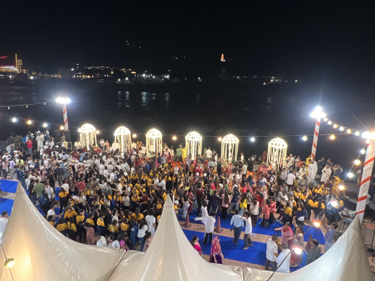 Rishikeshdham's tweet photo. Memory of 15.03.2026 Daily #GangaAarti at Shree Swaminarayan Ghat with Mediation. Since 2002 | Managed by Rishikesh Dham  👤Co-founder: Shree Sunil Bhagat  📷#SpiritualIndia #SunilBhagat #RishikeshDham #ganges https://t.co/O2XUUwqhKd