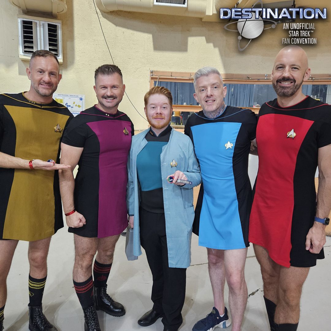 Destination tweet media