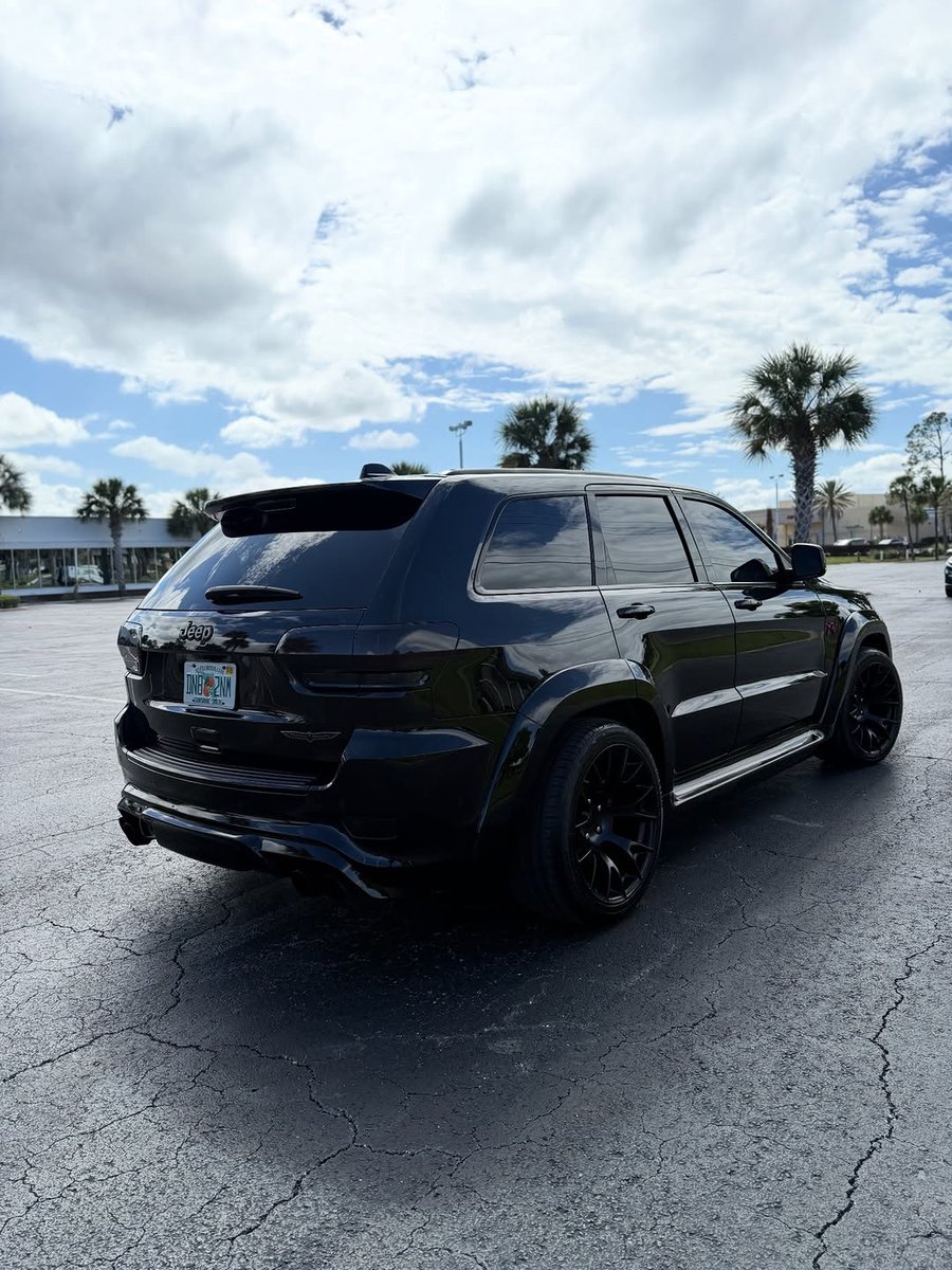 Trackhawk