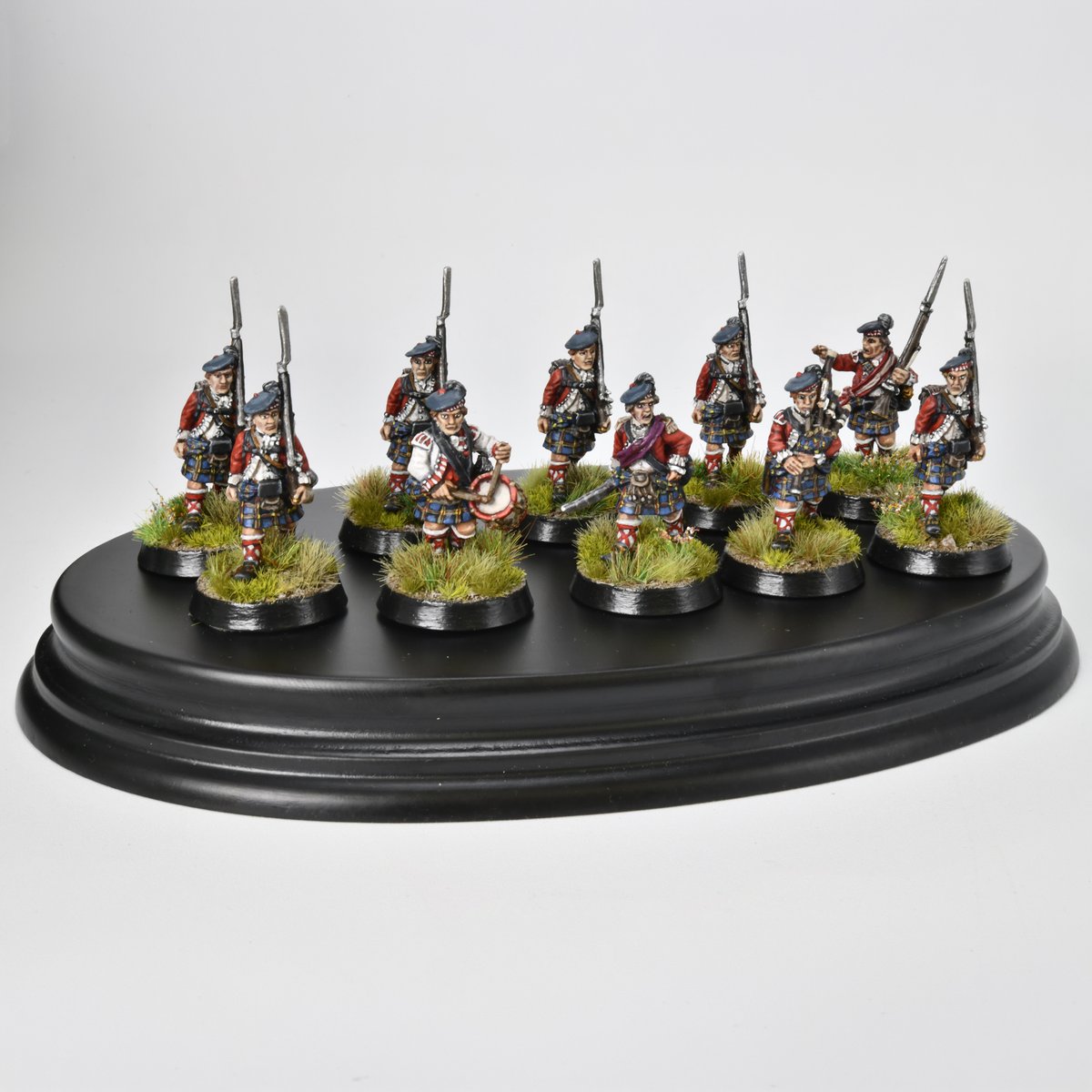 WargamesIll's tweet image. There were some incredible entries in the Historical Unit category at the Hammerhead 2026 Painting Competition, including Eddie Bermingham's Perry Miniatures AWI Scottish Infantry - the 71st Highlanders - which took third place.

#MiniMonday #MiniatureMonday #Wargames #Wargaming