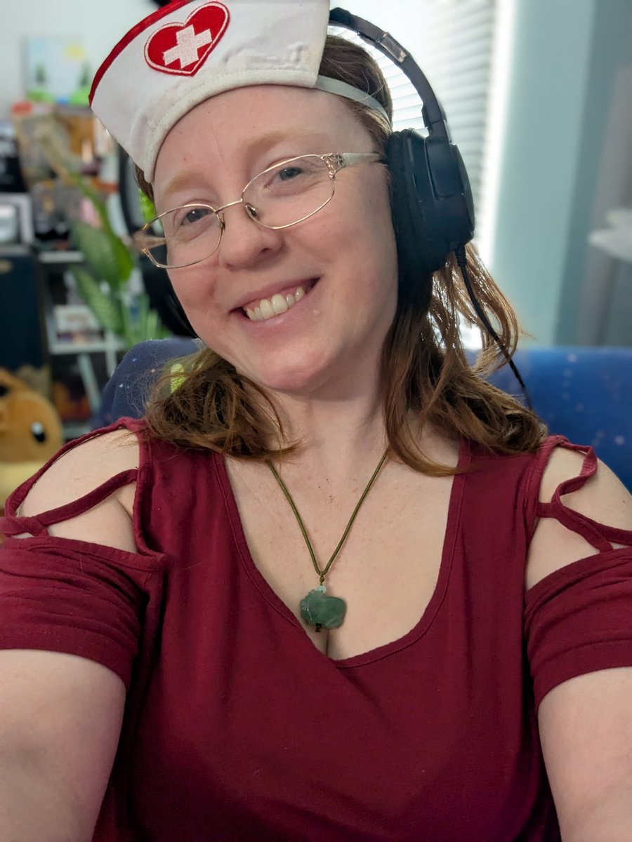 ShinyEevee27 tweet media