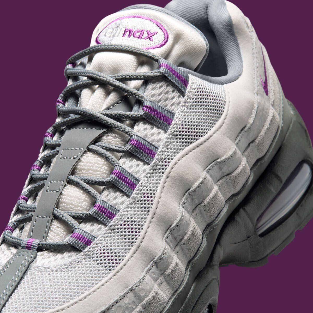 JustFreshKicks tweet media