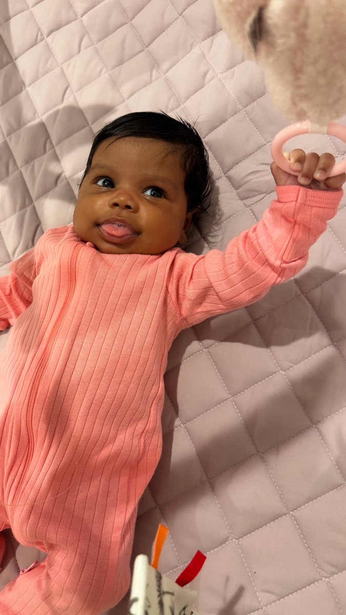 dreamgirl tweet media