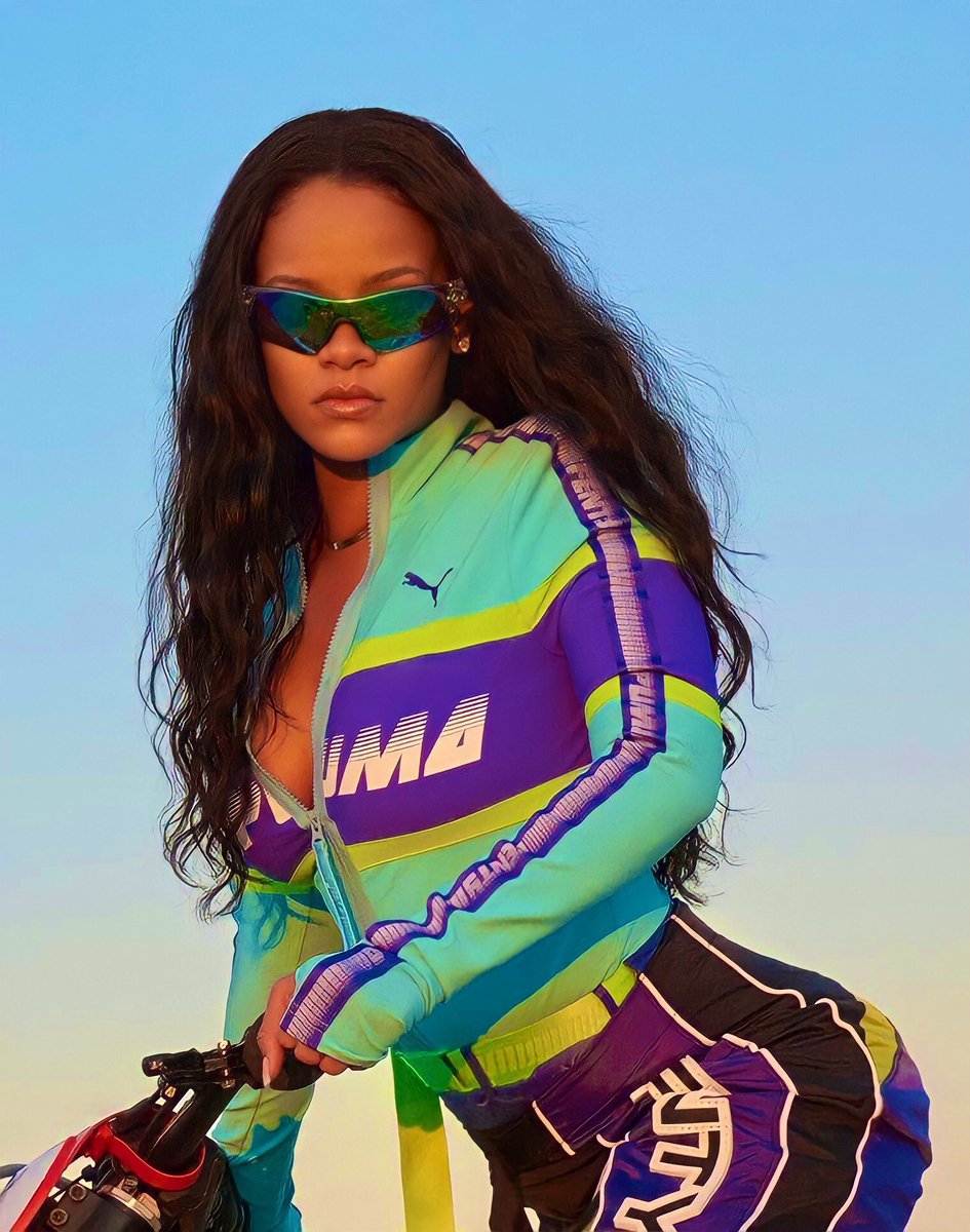 Rihanna Facts tweet media